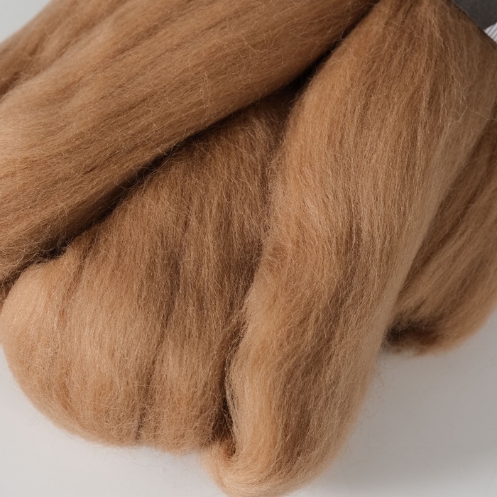 Шерсть для валяния 100% тонкая шерсть 50гр (270 мокрый песок) Шерсть для валяния 100% тонкая шерсть 50гр (270 мокрый песок)