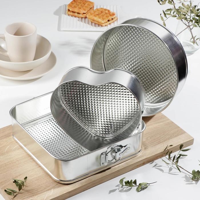 Набор форм для выпечки Доляна «Квадрат, сердце, круг», 3 предмета, съёмное дно Набор форм для выпечки Доляна «Квадрат, сердце, круг», 3 предмета, съёмное дно