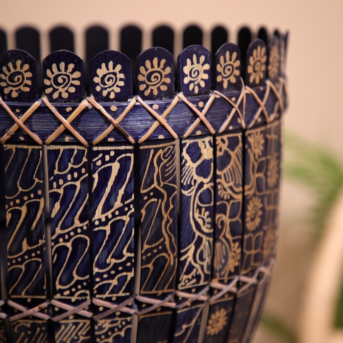 Корзина из бамбука 27х27х35 см