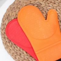 Рукавица для горячего с манжетой Доляна &laquo;Профи&raquo;, силикон, 36&times;18,5 см, цвет МИКС