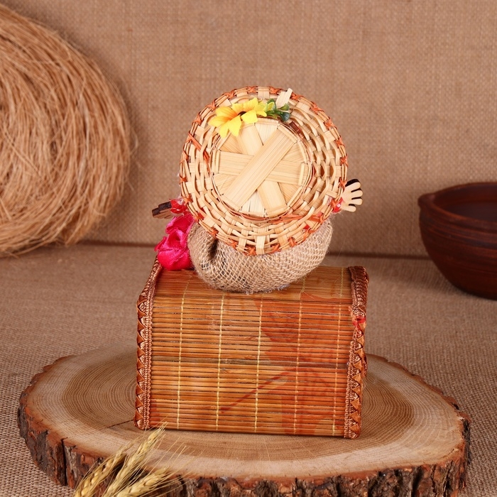 Оберег - шкатулка &laquo;Домовой&raquo;, на сундучке, 12х17х19 см, микс