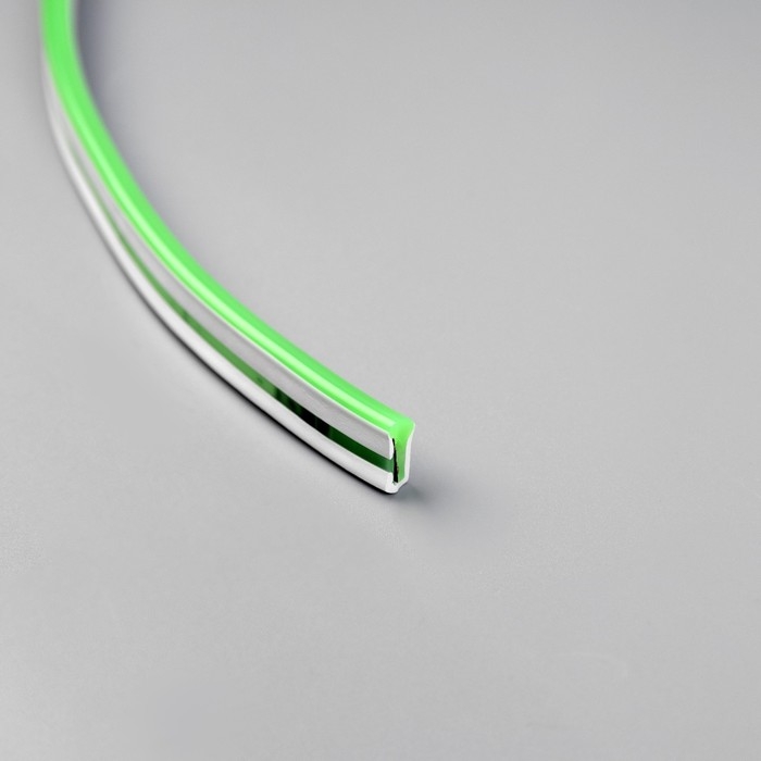 Гибкий неон Luazon Lighting 6 × 12 мм, IP65, 50 м, SMD2835, 120 LED/м, 12 В, свечение зелёное Гибкий неон Luazon Lighting 6 × 12 мм, IP65, 50 м, SMD2835, 120 LED/м, 12 В, свечение зелёное