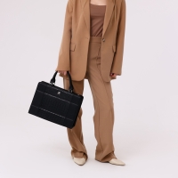 Сумка женская El Masta на молнии, наружный карман, длинный ремень, цвет чёрный Сумка женская El Masta на молнии, наружный карман, длинный ремень, цвет чёрный