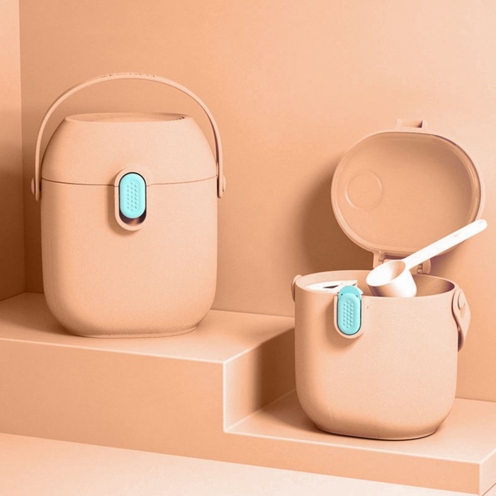 Контейнер для хранения детского питания 450 мл., с ложкой, цвет персиковый Контейнер для хранения детского питания 450 мл., с ложкой, цвет персиковый