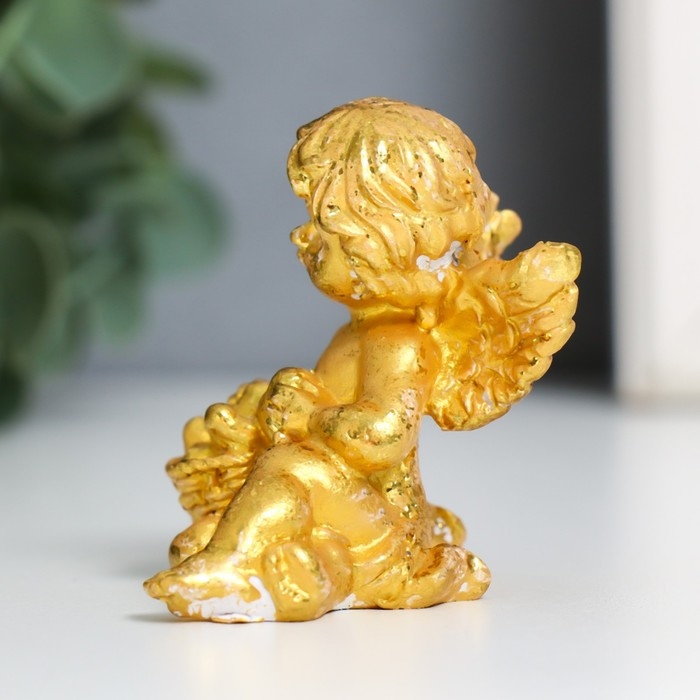 Сувенир полистоун Сувенир полистоун "Ангел с сердцем" золото МИКС 4,5х4,5х5,7 см