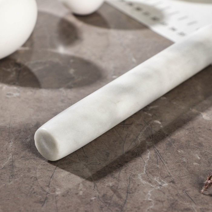 Скалка из мрамора Magistro, 25×2,2×2,2 см, цвет белый Скалка из мрамора Magistro, 25×2,2×2,2 см, цвет белый
