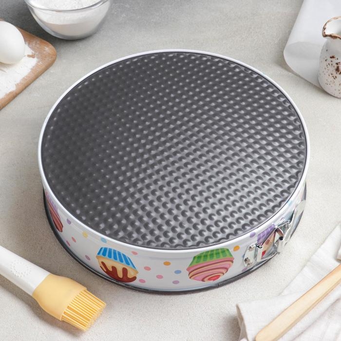 Набор форм для выпечки Доляна «Милый кондитер», 3 предмета: d=28/26/24×7 см, съёмное дно, антипригарное покрытие, цвет белый Набор форм для выпечки Доляна «Милый кондитер», 3 предмета: d=28/26/24×7 см, съёмное дно, антипригарное покрытие, цвет белый