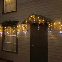 Гирлянда &laquo;Бахрома&raquo; 6 &times; 0.7 м, IP44, УМС, белая нить, 120 LED, свечение тёплое белое, мерцание, 220 В