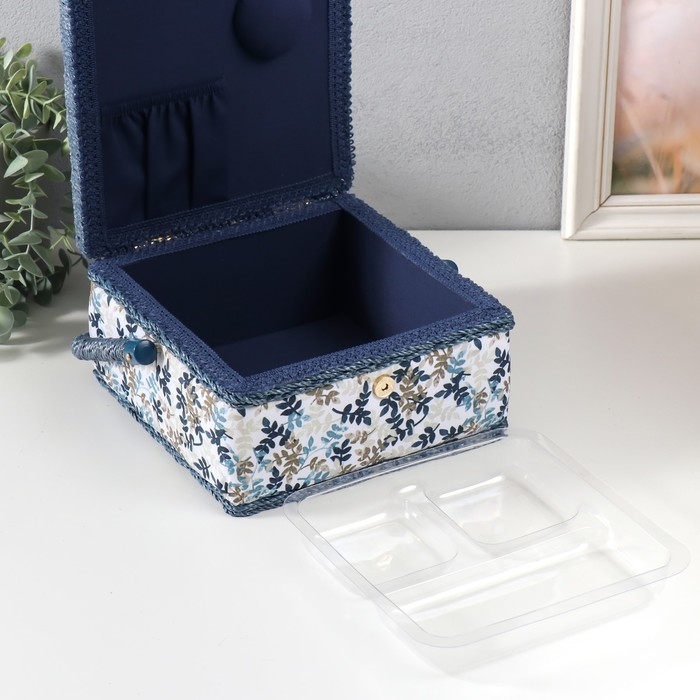 Шкатулка для рукоделия Шкатулка для рукоделия "Лиственные веточки" 20х20х11 см