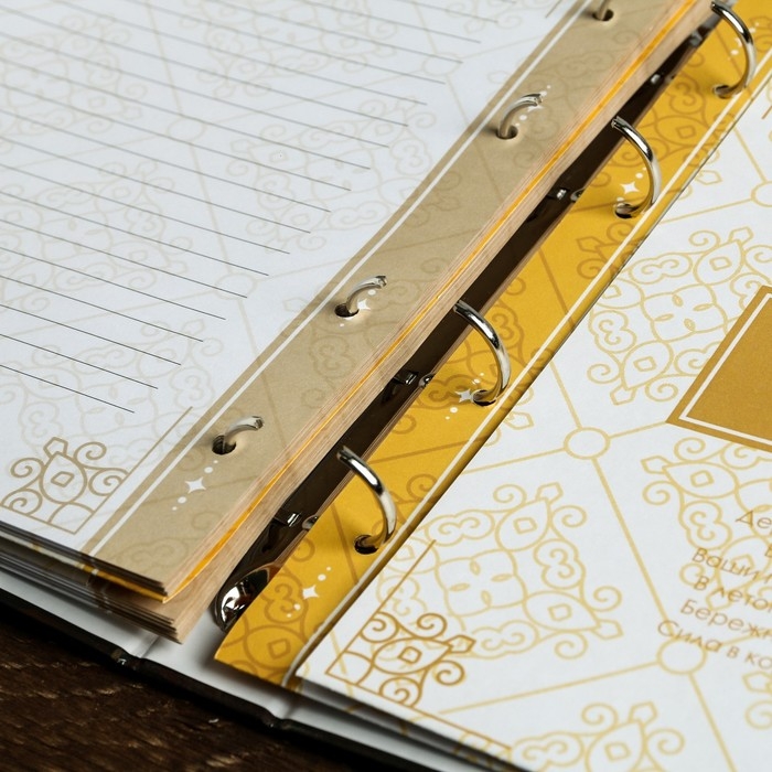 Родословная книга &laquo;Семейная&raquo;, с деревянным элементом, 84 страницы, 24,5 х 23 х 4 см.