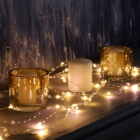 Гирлянда «Нить» 5 м роса с насадками «Перламутр», IP20, нить серебристая, 50 LED, батарейки AAx2 (не в комплекте), 2 режима, свечение тёплое белое Гирлянда «Нить» 5 м роса с насадками «Перламутр», IP20, нить серебристая, 50 LED, батарейки AAx2 (не в комплекте), 2 режима, свечение тёплое белое