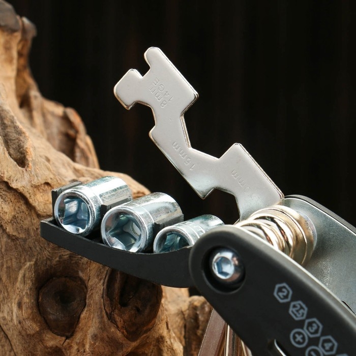 Мультитул 14 в 1 отвертки и шестигранники Мультитул 14 в 1 отвертки и шестигранники