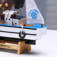 Корабль сувенирный "Рыбацкое судно" 16*16см Корабль сувенирный "Рыбацкое судно" 16*16см