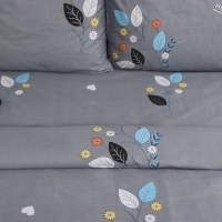 Постельное бельё 2 сп Экономь и Я "Осенняя листва" 173*215см, 175*214см, 50*70см-2шт, 60г/м2, микрофибра Постельное бельё 2 сп Экономь и Я "Осенняя листва" 173*215см, 175*214см, 50*70см-2шт, 60г/м2, микрофибра