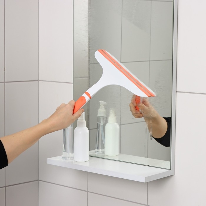 Водосгон с нескользящей ручкой Raccoon Orange, сгон силикон, 25&times;24 см