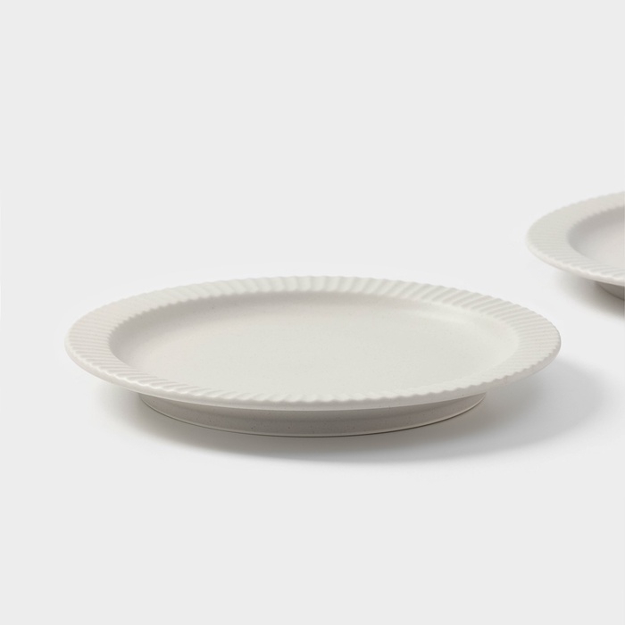 Тарелки Magistro Jarwah Lausanne, d=21,3 см, обеденные, набор 2 шт, фарфор, серые Тарелки Magistro Jarwah Lausanne, d=21,3 см, обеденные, набор 2 шт, фарфор, серые