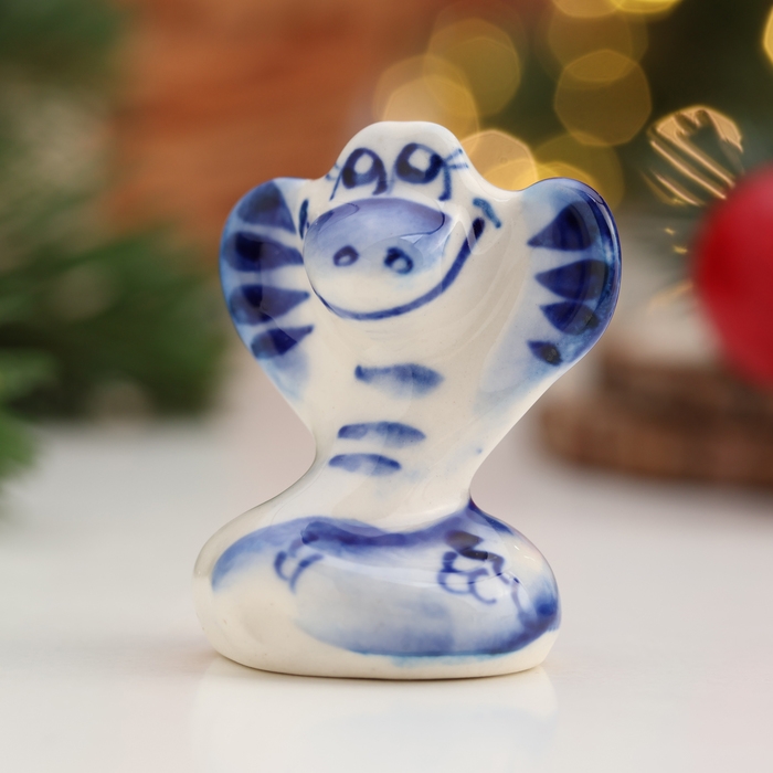 Новый год. Сувенир символ года Новый год. Сувенир символ года "Змей Гоша", гжель, 4 см