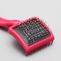 Щётка - пуходёрка средняя мягкая с каплями, основание 59 х 49 мм, розовая Щётка - пуходёрка средняя мягкая с каплями, основание 59 х 49 мм, розовая