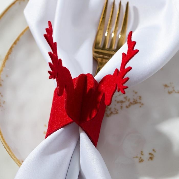 Новый год. Набор декоративных колец для салфеток &laquo;Новогодний олень&raquo; 4 шт, d=5 см, 100% п/э, фетр