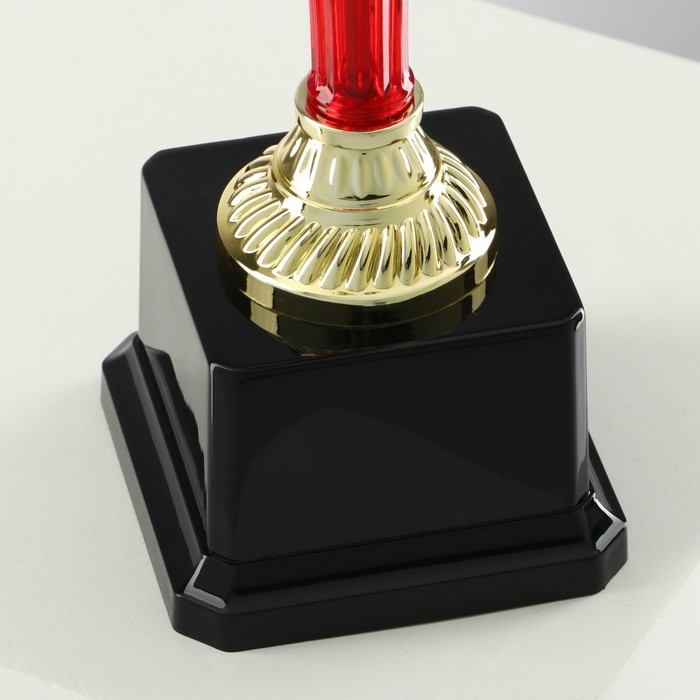 Кубок 076С, наградная фигура, золото, подставка пластик, 19 x 7 x 6.5 см. Кубок 076С, наградная фигура, золото, подставка пластик, 19 x 7 x 6.5 см.