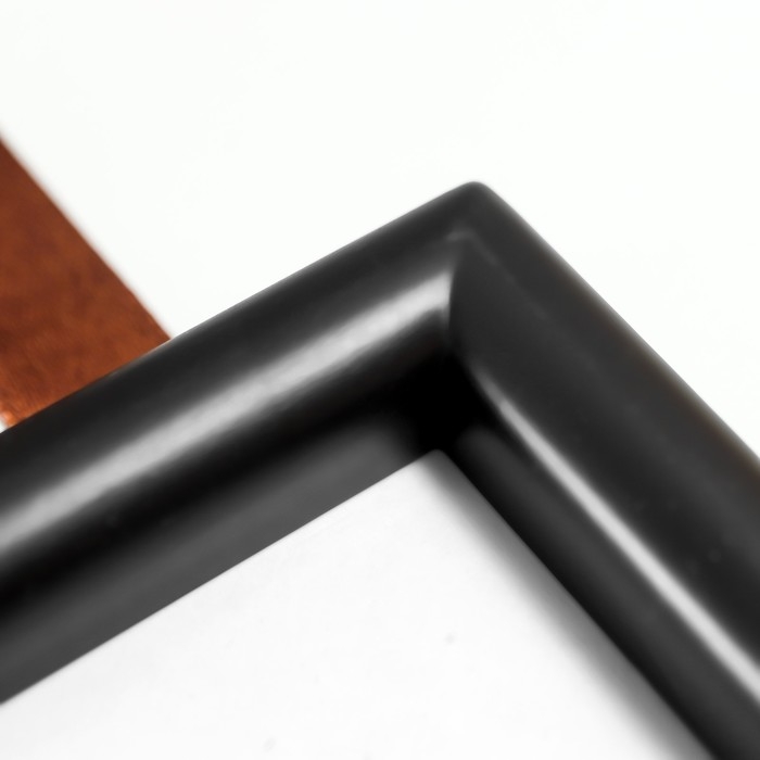 Фоторамка тройная на тесьме L-4 10х15 см венге (пластиковый экран) Фоторамка тройная на тесьме L-4 10х15 см венге (пластиковый экран)