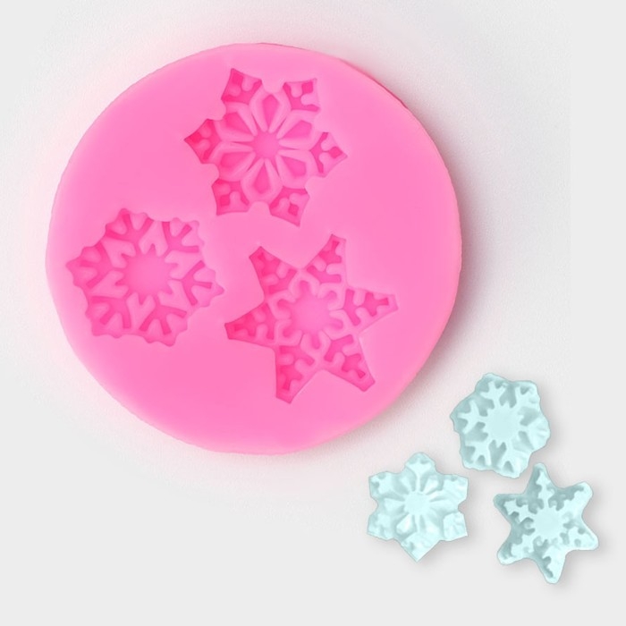 Молд новогодний &laquo;Метелица&raquo;, силикон, 5,5&times;5,5&times;0,8 см, цвет розовый