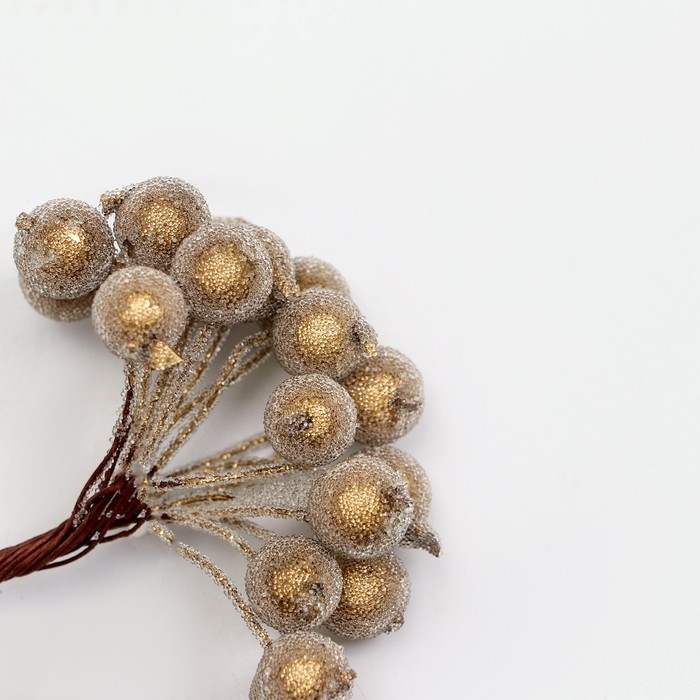 Новый год! Декоративные ягодки, золотого цвета, 7 &times; 6 &times; 7 см, 40 ягод