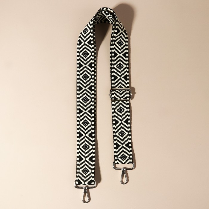 Ручка для сумки &laquo;Орнамент&raquo;, стропа, 135 &plusmn; 3 &times; 3,8 см, цвет чёрный/белый