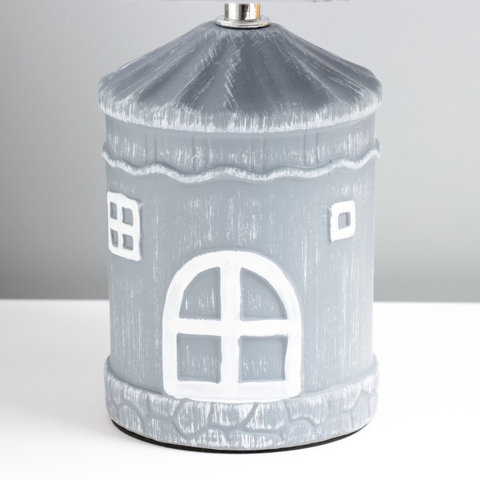 Настольная лампа Настольная лампа "Мейзон" E14 40Вт серый 22,5х22,5х33,5 см RISALUX