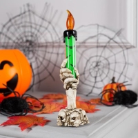 Светодиодная фигура &laquo;Свеча зелёная&raquo; 6 &times; 16 &times; 6 см, пластик, батарейки AG13х3 (в комплекте), свечение тёплое белое