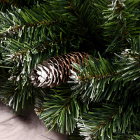 Гирлянда хвойная "Снежная королева" с шишками заснеженная дл. 270 см., d-30 см.,  250 веток