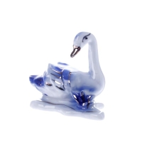 Сувенир "Лебёдушка с деткой" 5,5×7×3,5 см Сувенир "Лебёдушка с деткой" 5,5×7×3,5 см