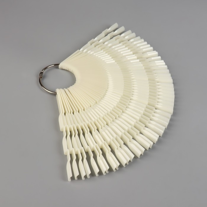 Палитра для лаков на кольце, форма квадрат, 50 шт по 3 ногтя, цвет слоновая кость