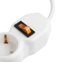 Удлинитель Luazon Lighting ECO, 3 розетки, 1,5 м, 16 А, 3500 Вт, ПВС 3х1 мм2, с з/к, с выкл. Удлинитель Luazon Lighting ECO, 3 розетки, 1,5 м, 16 А, 3500 Вт, ПВС 3х1 мм2, с з/к, с выкл.