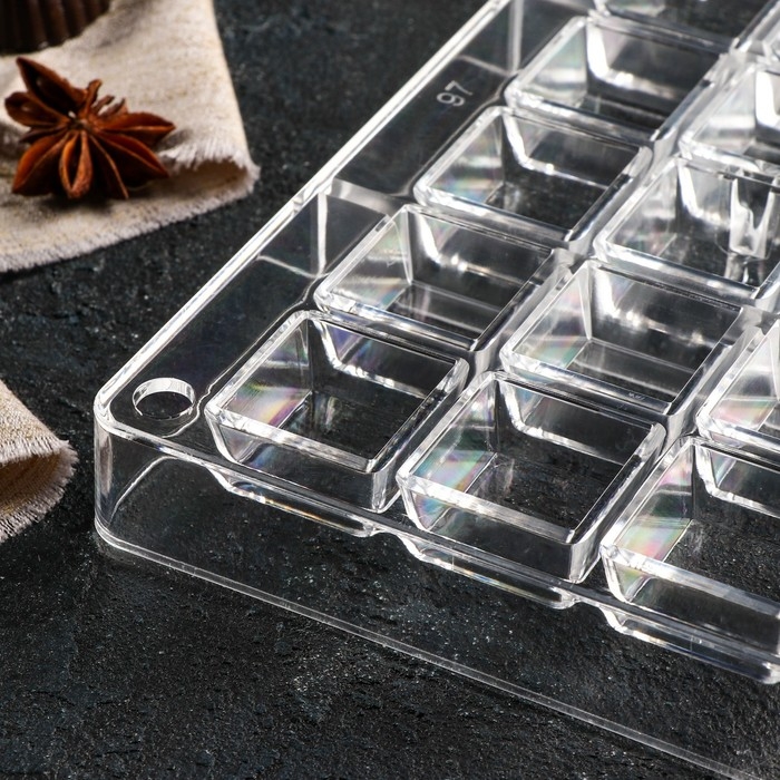 Форма для конфет и шоколада &laquo;Кубики&raquo;, 20&times;12&times;2,5 см, 18 ячеек 2,5&times;1 см, цвет прозрачный