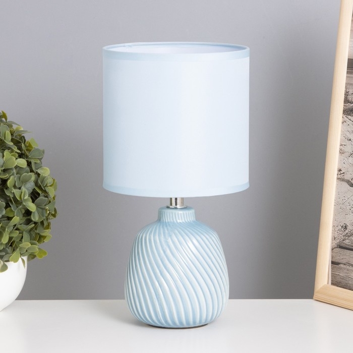 Лампа настольная Лампа настольная "Кения" 1х40Вт Е14 голубой 13х13х25см