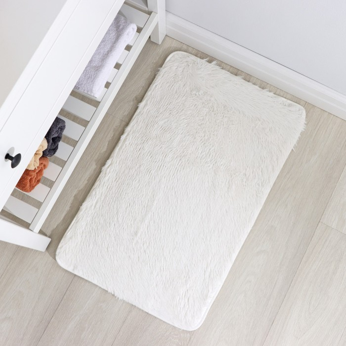 Коврик Доляна &laquo;Пушистик&raquo;, 49&times;79 см, цвет белый