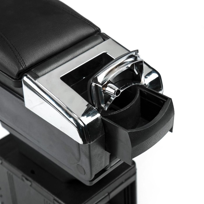 Подлокотник универсальный с пепельницей и подставкой подстаканником, черный,