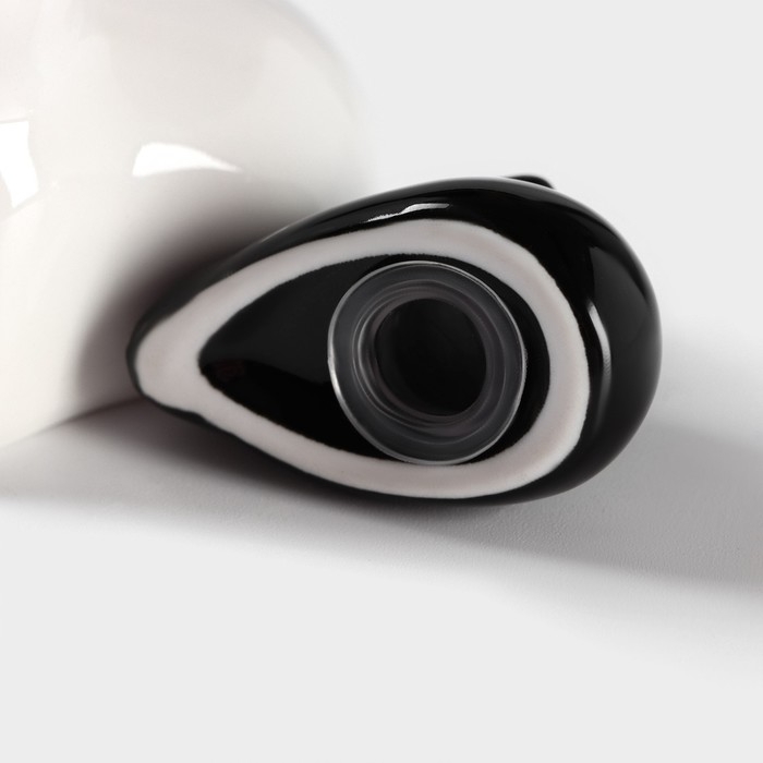 Набор фарфоровый для специй на бамбуковой подставке BellaTenero &laquo;Зайцы&raquo;, 3 предмета: солонка 50 мл, перечница 20 мл, подставка, цвет белый и чёрный