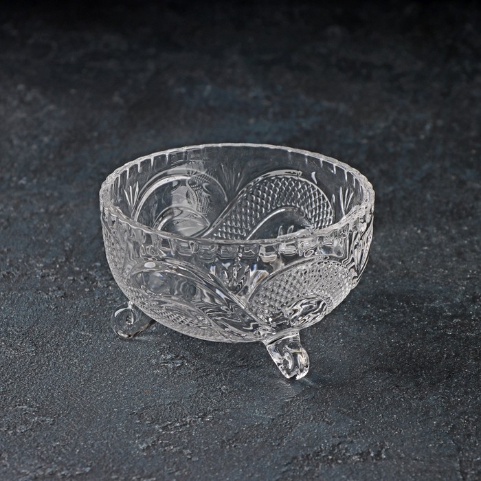 Конфетница стеклянная на ножках Доляна &laquo;Венеция&raquo;, 200 мл, 10&times;6 см