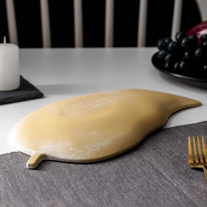 Блюдо для фруктов Доляна &laquo;Золотой лист&raquo;, 31,5&times;17&times;2 см, цвет золотой с белым