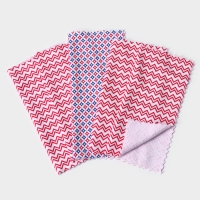 Салфетка новогодняя для уборки Доляна &laquo;С Новым Годом&raquo;, 5 шт, 220 г/м&sup2;, 30&times;30 см, микрофибра, цвет МИКС