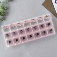 Таблетница органайзер&laquo;Утро, день, вечер&raquo;, 21 секция, русские буквы, розовая.