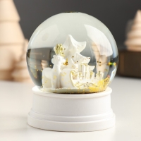 Сувенир полистоун водяной шар "Заснеженная ёлочка с подарками" белый 6,5х6,5х8 см Сувенир полистоун водяной шар "Заснеженная ёлочка с подарками" белый 6,5х6,5х8 см