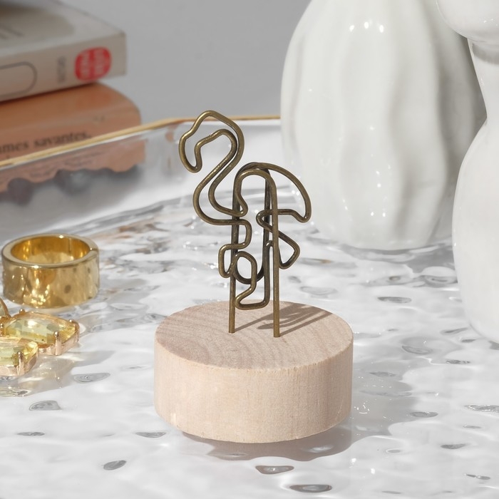 Ценникодержатель с зажимом «Фламинго», 4×4×6 см, цвет чернёное золото Ценникодержатель с зажимом «Фламинго», 4×4×6 см, цвет чернёное золото