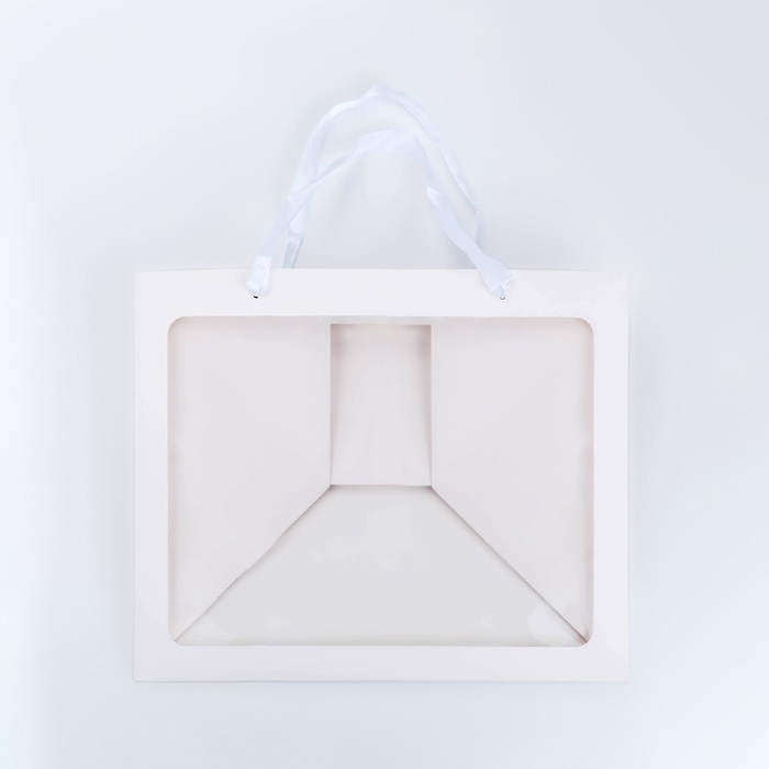 Пакет подарочный с широким дном и окном 35 х 29 х 28 см, белый Пакет подарочный с широким дном и окном 35 х 29 х 28 см, белый