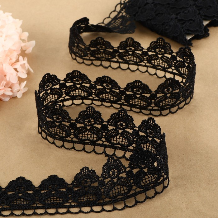 Кружево гипюровое, 45 мм &times; 6,8 &plusmn; 0,5 м, цвет чёрный
