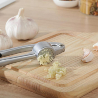 Пресс для чеснока Доляна «Идея», 16,5 см Пресс для чеснока Доляна «Идея», 16,5 см