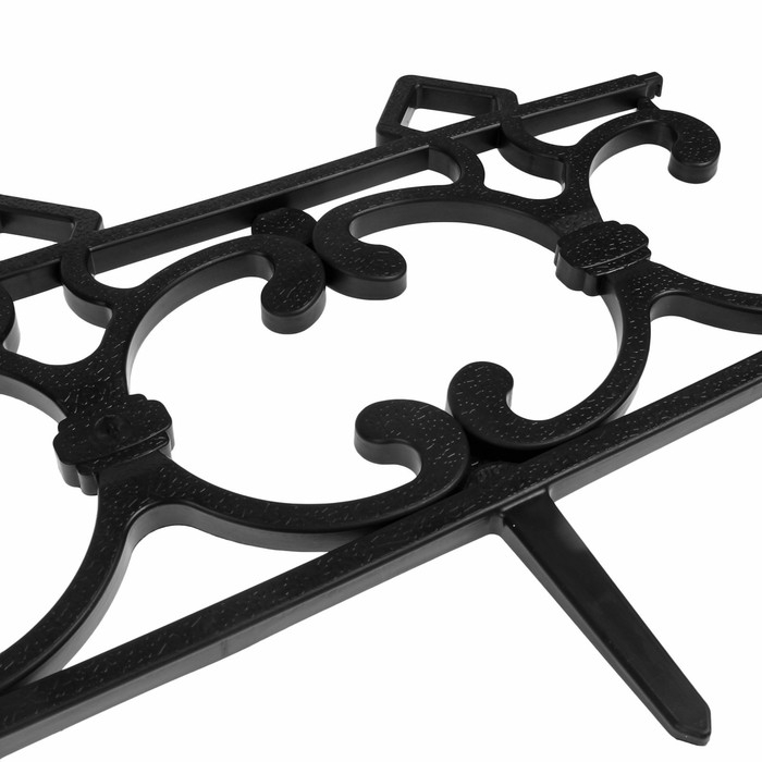 Ограждение декоративное, 30 × 290 см, 5 секций, пластик, чёрное, «Парковый» Ограждение декоративное, 30 × 290 см, 5 секций, пластик, чёрное, «Парковый»