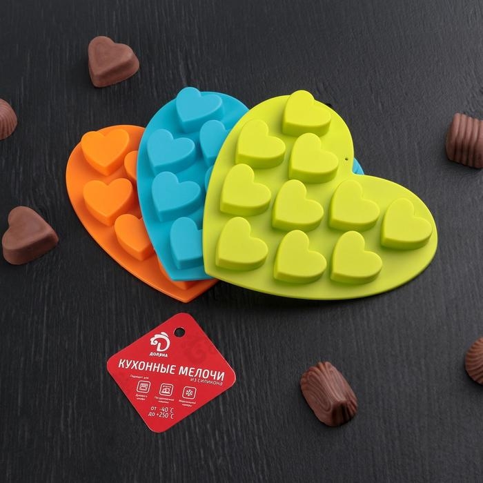 Форма для конфет и шоколада Доляна &laquo;Сердечки&raquo;, силикон, 15&times;14,5&times;1,5 см, 10 ячеек, цвет МИКС